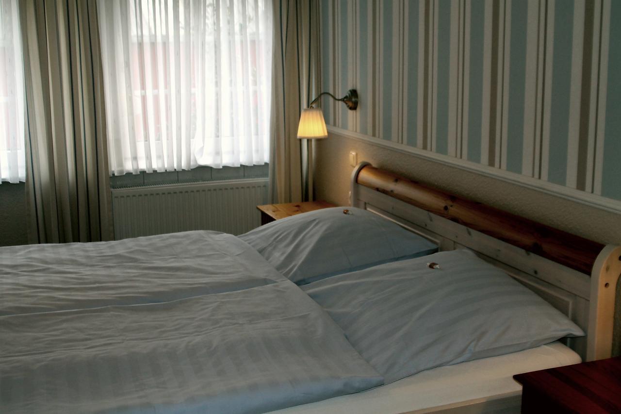 Karstens Gasthof Nordhastedt Kültér fotó